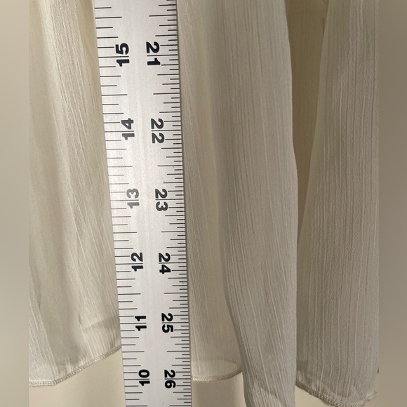 Anthropologie Lindy Popover Blouse, by Akemi + Kin Ivory Women’s Sz S
Crochet - Picture 7 of 10